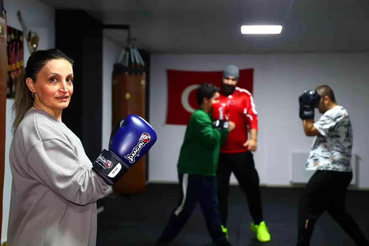 Anne ve Çocuklarından Boksta Başarı Hikayesi