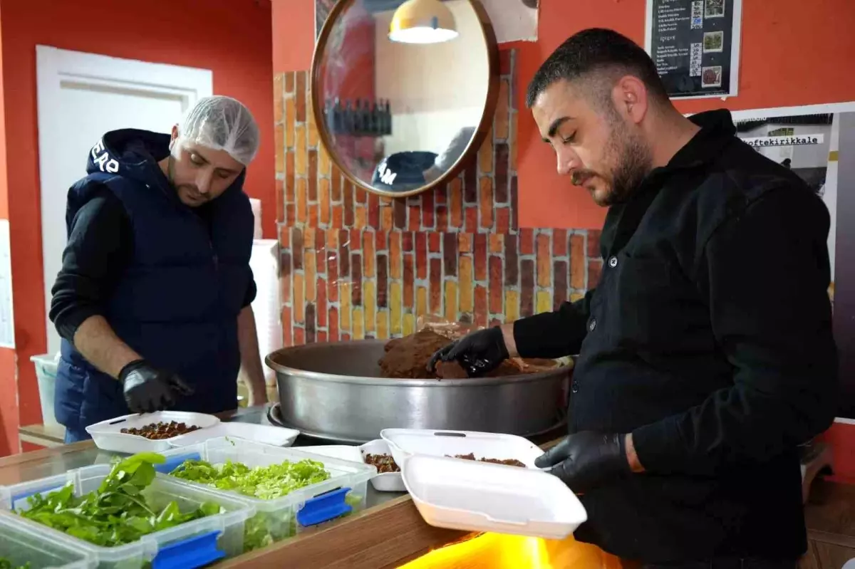 Çoban Ailesi Depremden Sonra Hayata Tutundu