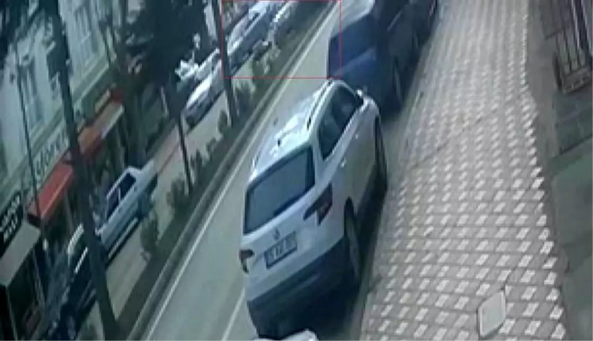 Amasya\'da Trafik Kazası: Yaya Otomobilin Çarpmasıyla Yaralandı