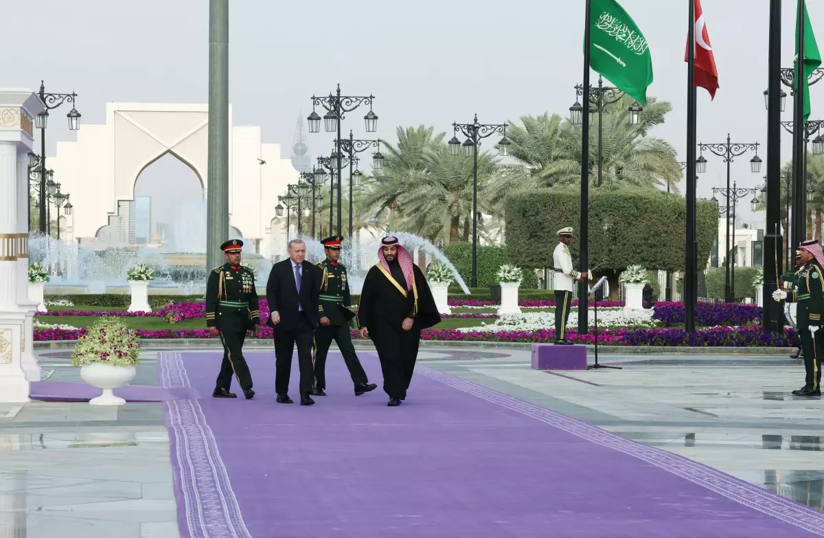 Cumhurbaşkanı Erdoğan Riyad\'da Veliaht Prens Selman ile Görüştü