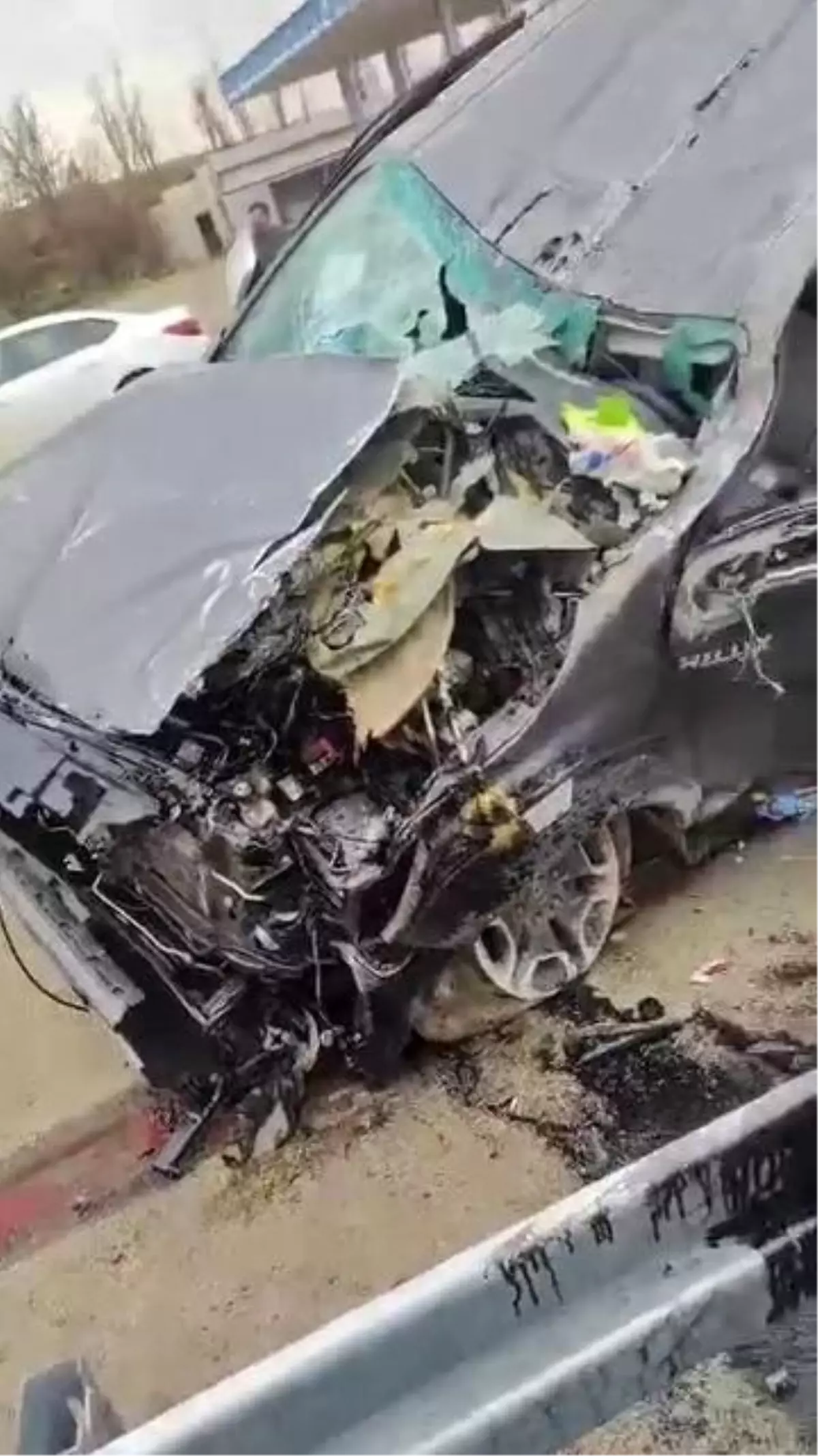 Diyarbakır\'da Pikap Kazası: 2 Yaralı