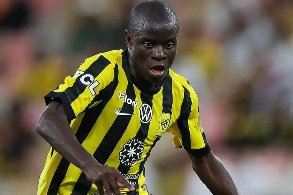 Fenerbahçe\'den Kante transferinin neden iptal olduğunu açıkladı