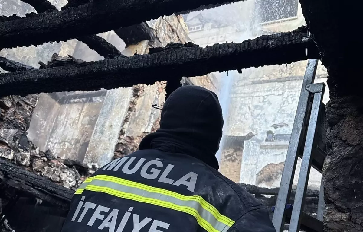 Fethiye\'de Yangın: 1 Ölü