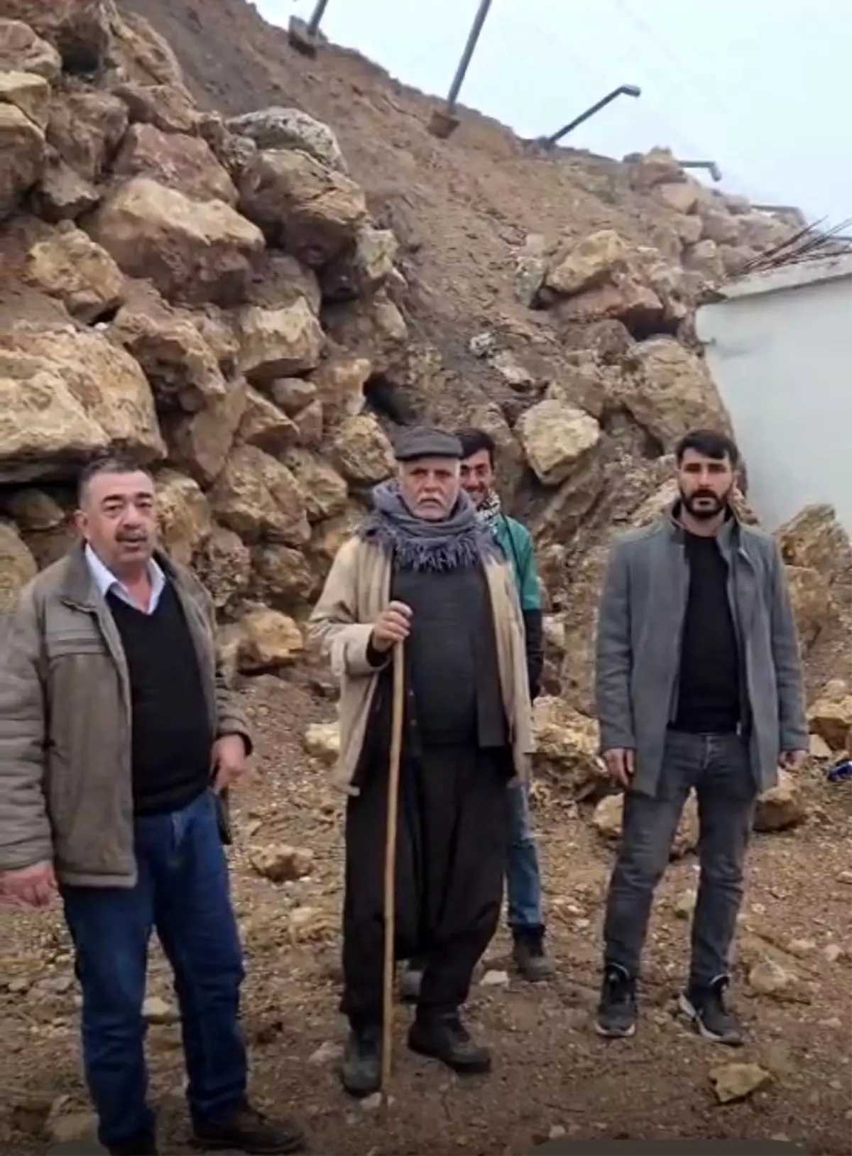 Diyarbakır\'da Yağışlar İstinad Duvarını Yıktı