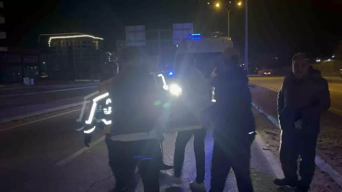 Gaziantep\'te Kadına Otomobil Çarptı