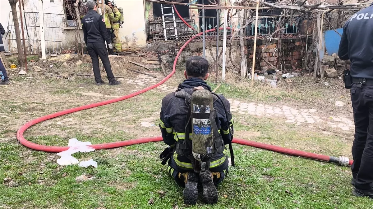 Kırıkkale\'de Yangın: Bir Kişi Ağır Yaralı