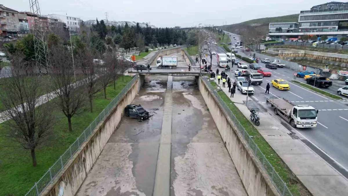 Ters Yönden Dönüş Kaza Yaptı