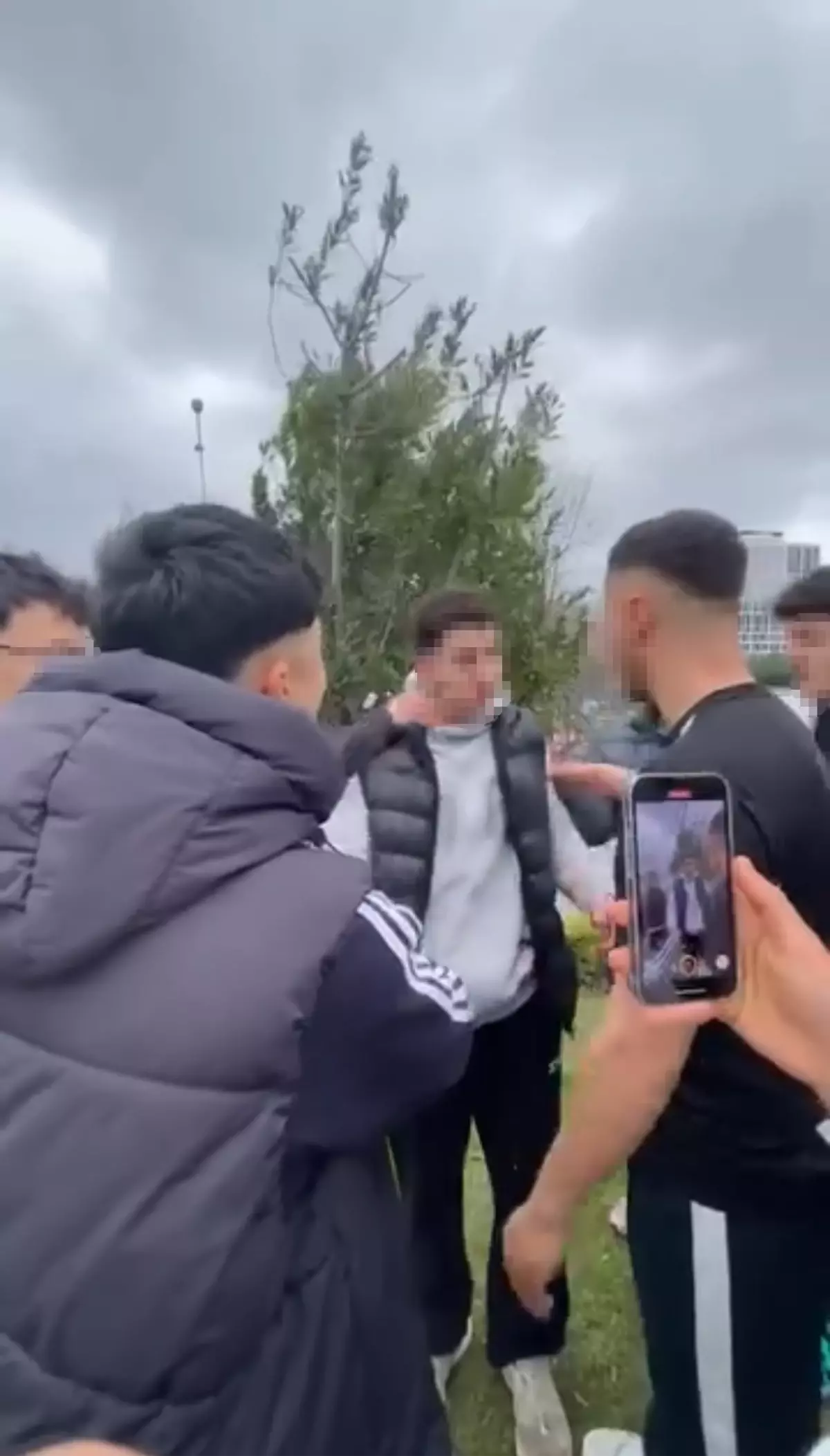 Maltepe\'de arkadaşına akran zorbalığı yapan 5 çocuk ve 1 şüpheli tutuklandı