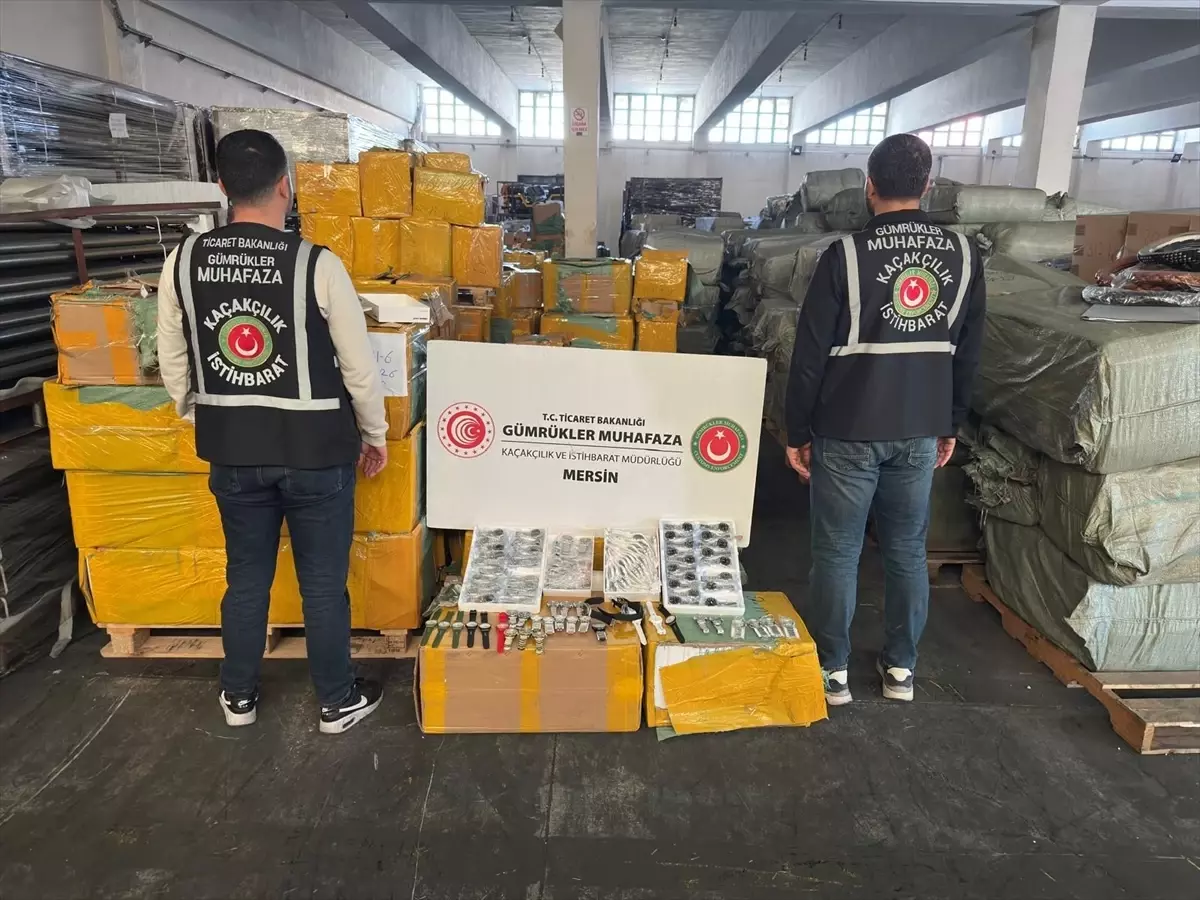 Mersin\'de 116 Bin Kaçak Kol Saati Ele Geçirildi