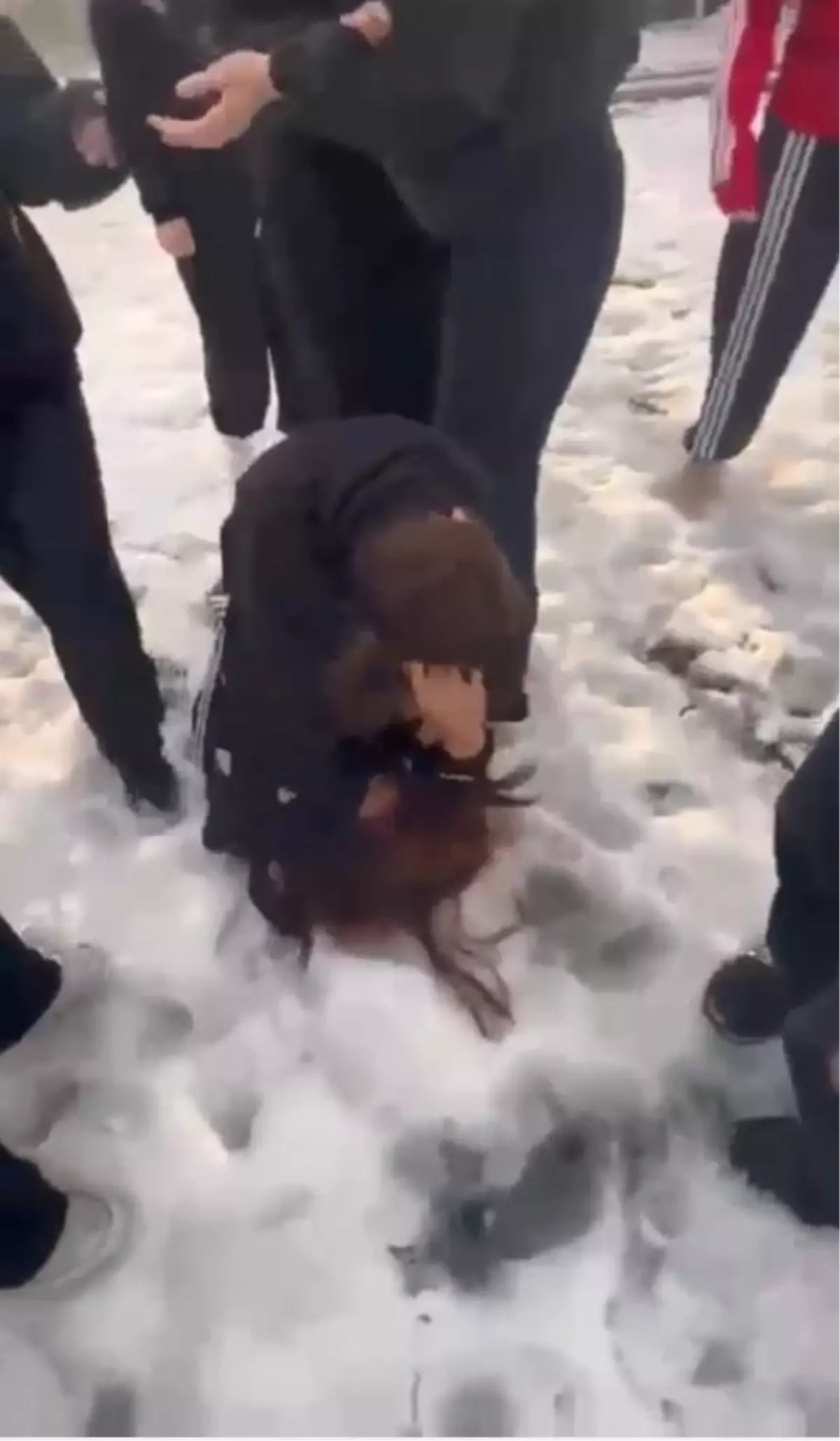 Bolu\'da Çocuk Parkında Darbe