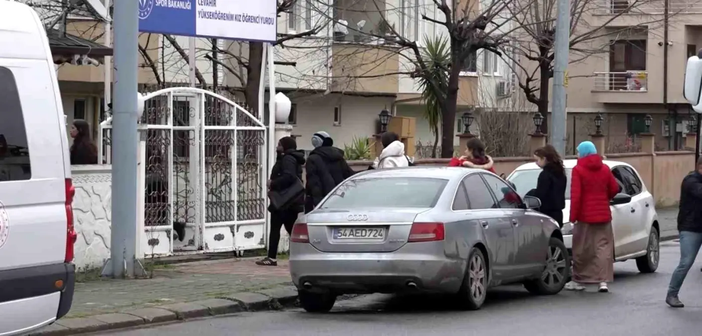 Serdivan\'da Kız Öğrenci Yurdunda Patlama