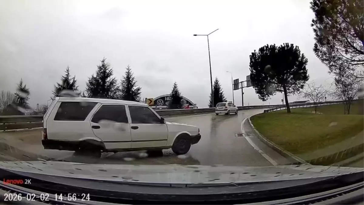 Yağmurda Panik Anı