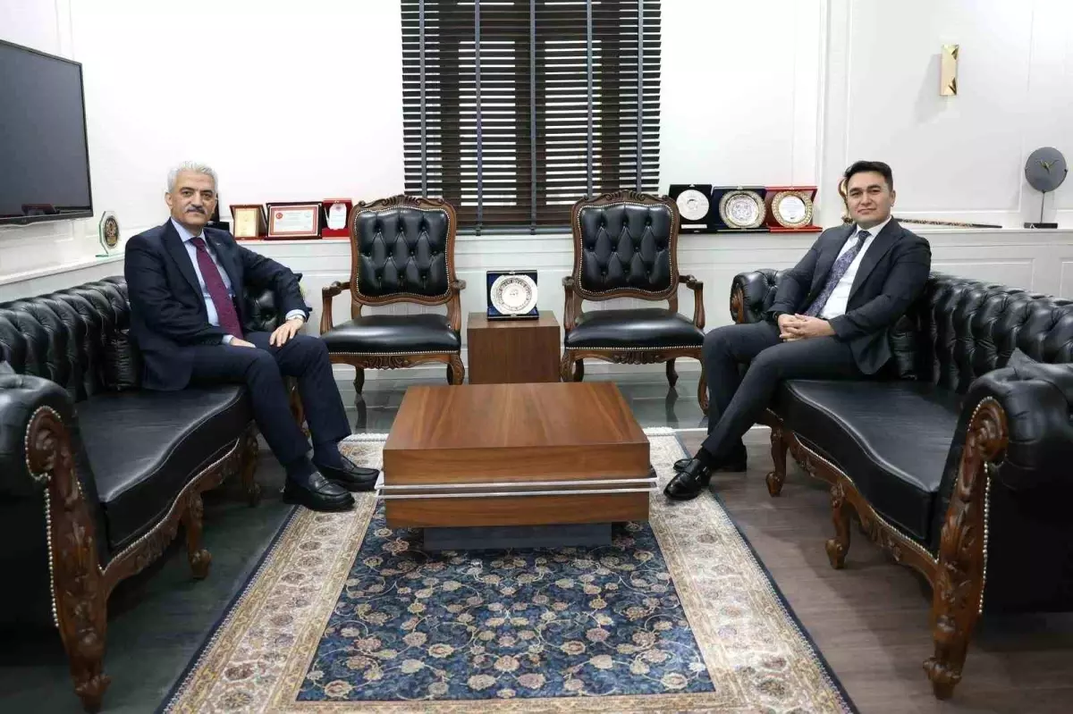 Makas\'tan Başsavcı Emre\'ye Ziyaret