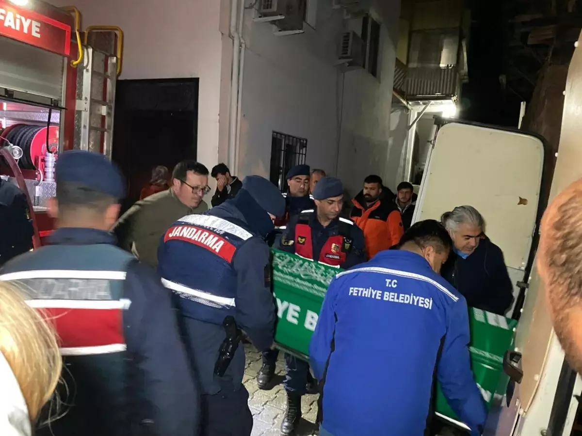 Fethiye\'de Yangın: 85 Yaşındaki Kadın Hayatını Kaybetti