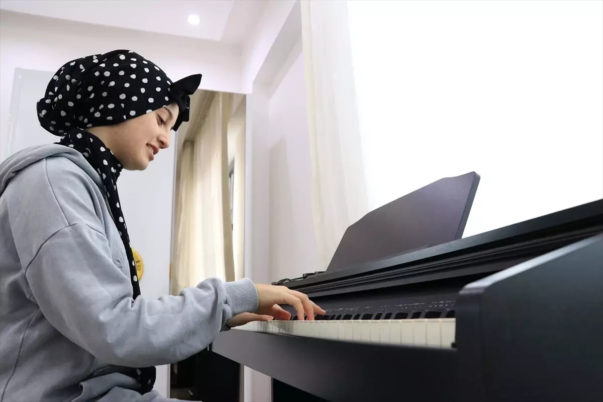 Şevval Ece, Babasının Sözüne Sadık Kaldı