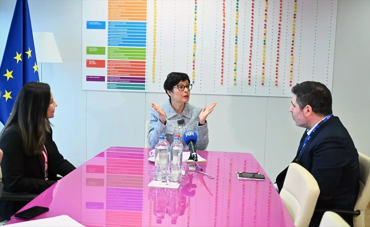 AB Komisyonunun Genişlemeden Sorumlu Üyesi Kos, Türkiye ziyareti öncesi AA\'ya konuştu Açıklaması