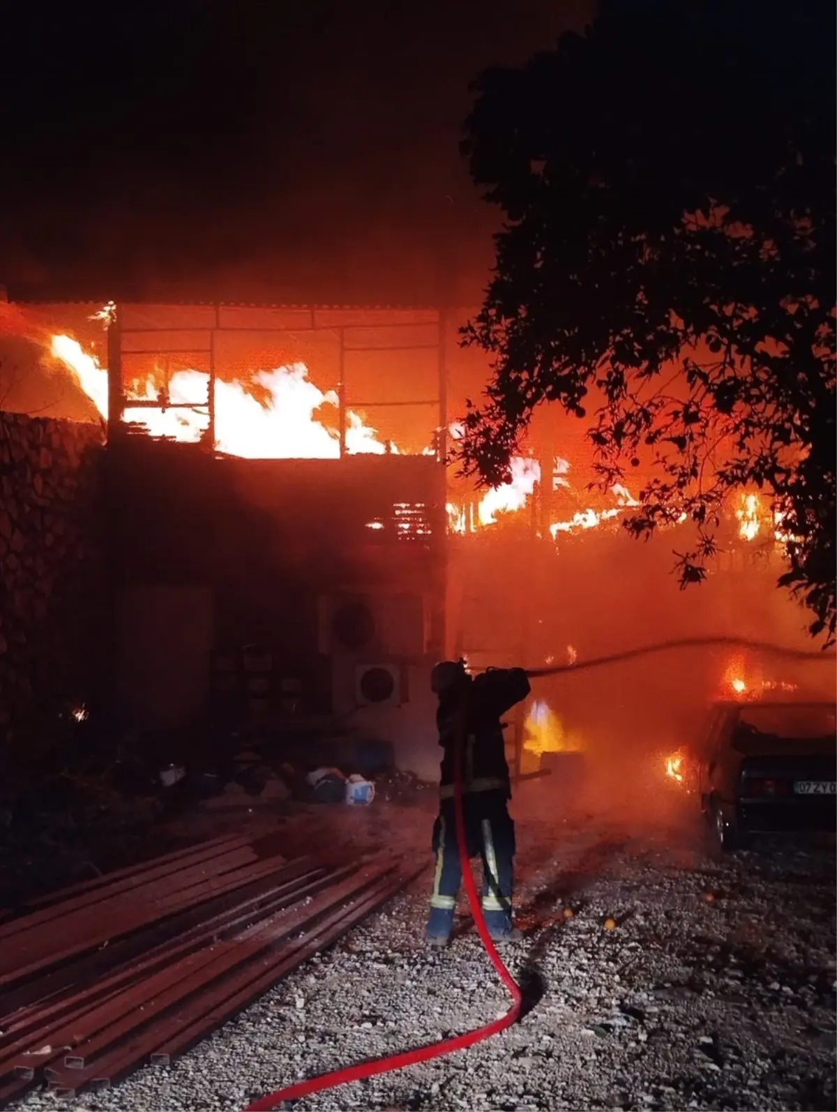 Alanya\'da Piknik Alanında Yangın