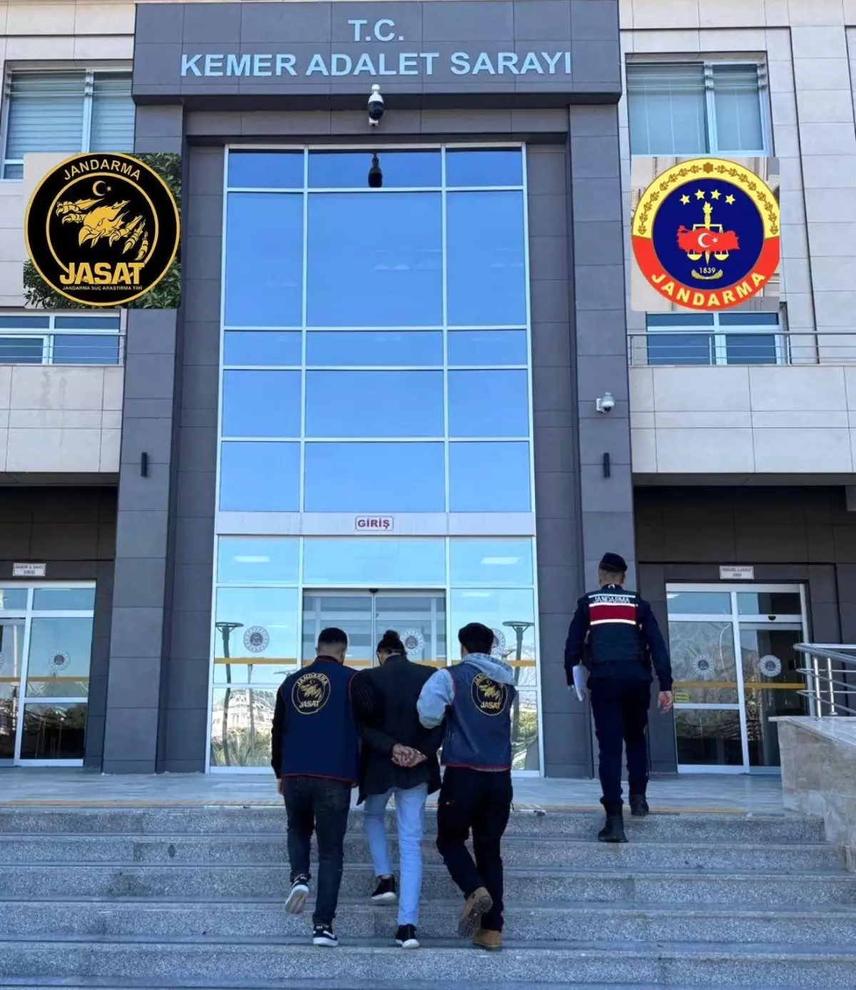 Firari Hükümlü Kemer\'de Yakalandı