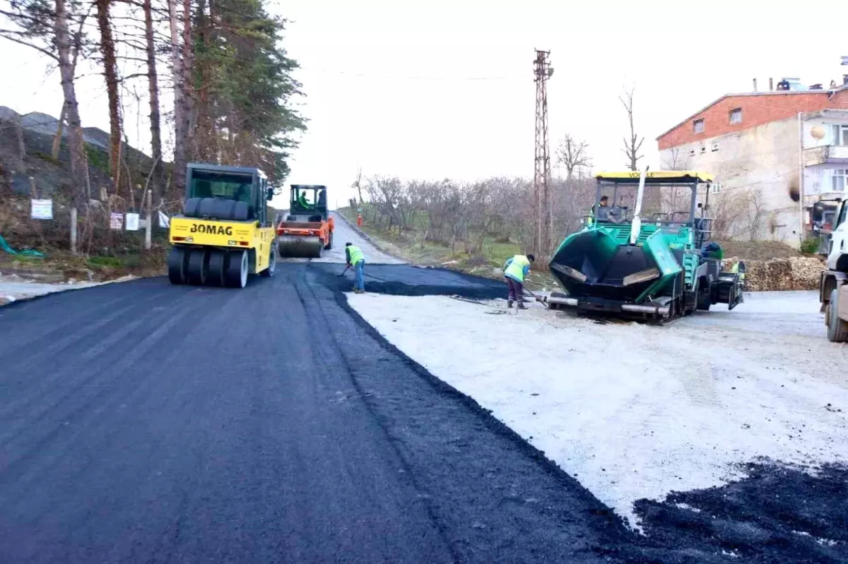 Başkan Güler: "Kendi iş makinelerimiz ile yoğun çalışıyoruz"