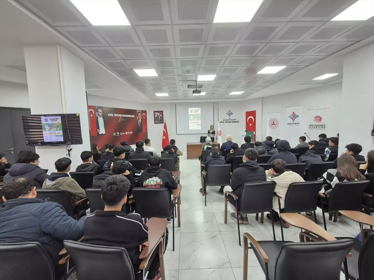 Batman\'da Yeşilay Danışmanlık Tanıtımı