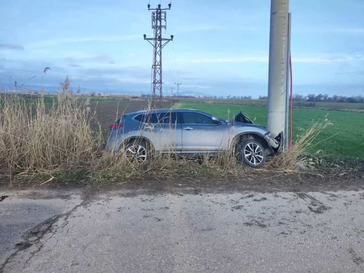 Bursa\'da Kaza: Sürücü Ağır Yaralandı