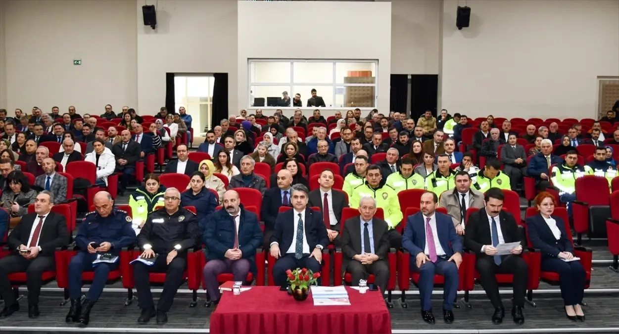 Bolu\'da Eğitim Tedbirleri Toplantısı