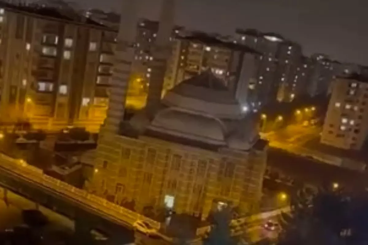 Cami hoparlöründen yükselen ses mahalleliyi şoke etti