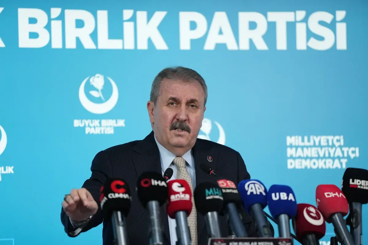 Destici: \'Barış konferansı gereksiz\'