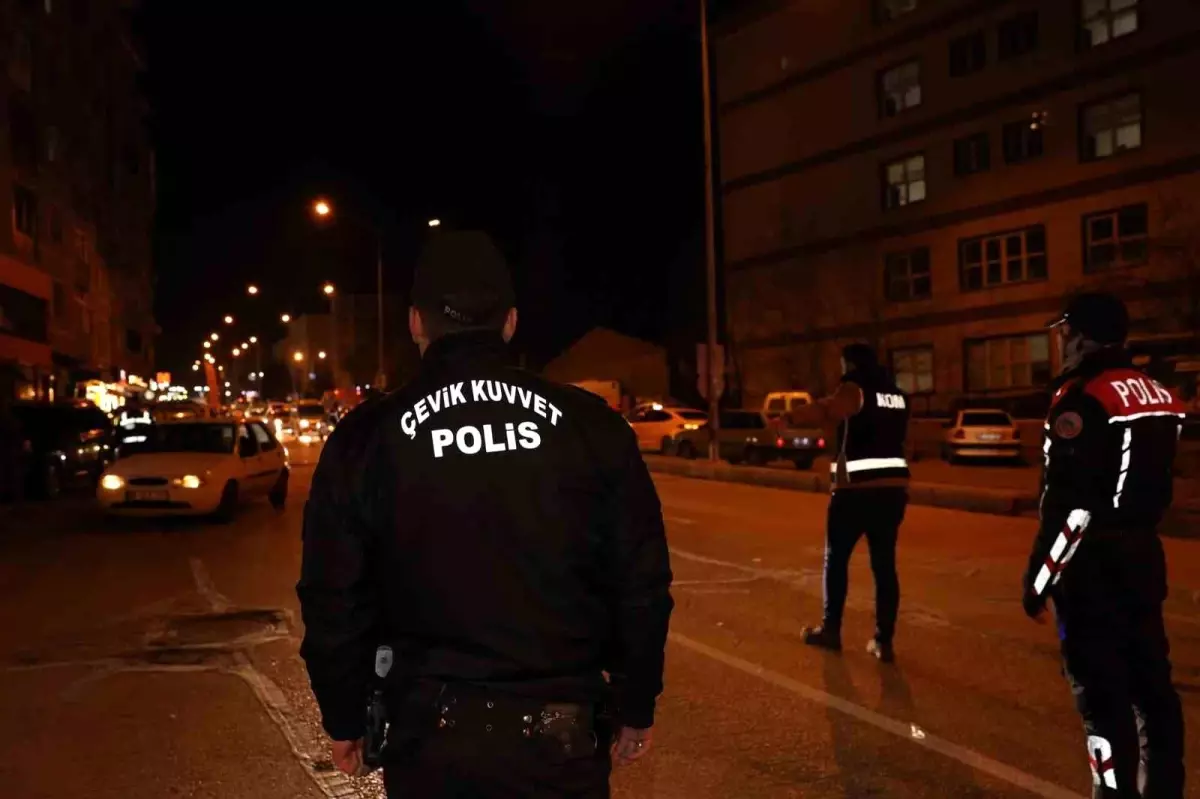 Erzurum\'da bir ayda 167 bin şahıs ve 26 bin 812 araç sorgulandı