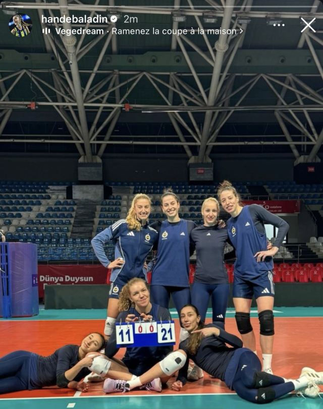 Fenerbahçeli kadın voleybolcuların Kante çılgınlığı