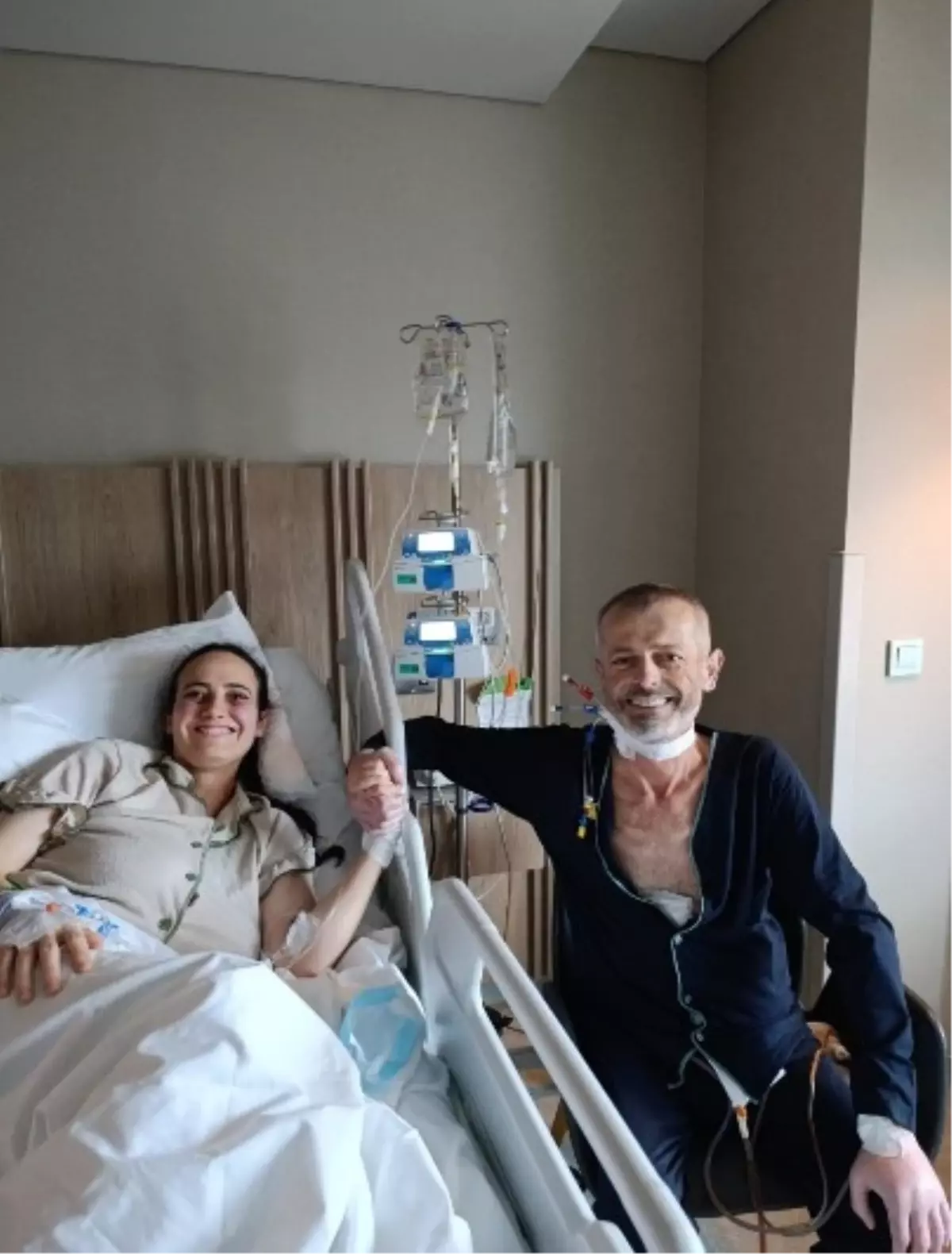 Kızı Can Vererek Babasına Hayat Bağladı