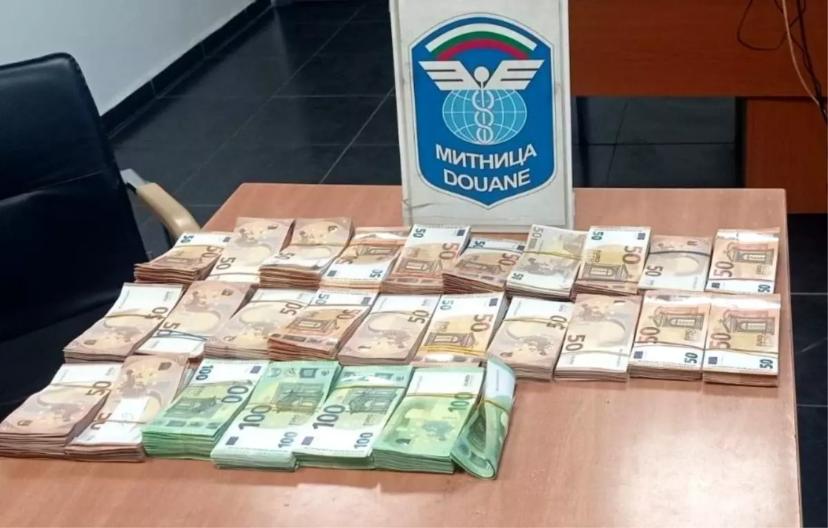 Kapıkule\'de 86 Bin Euro Ele Geçirildi