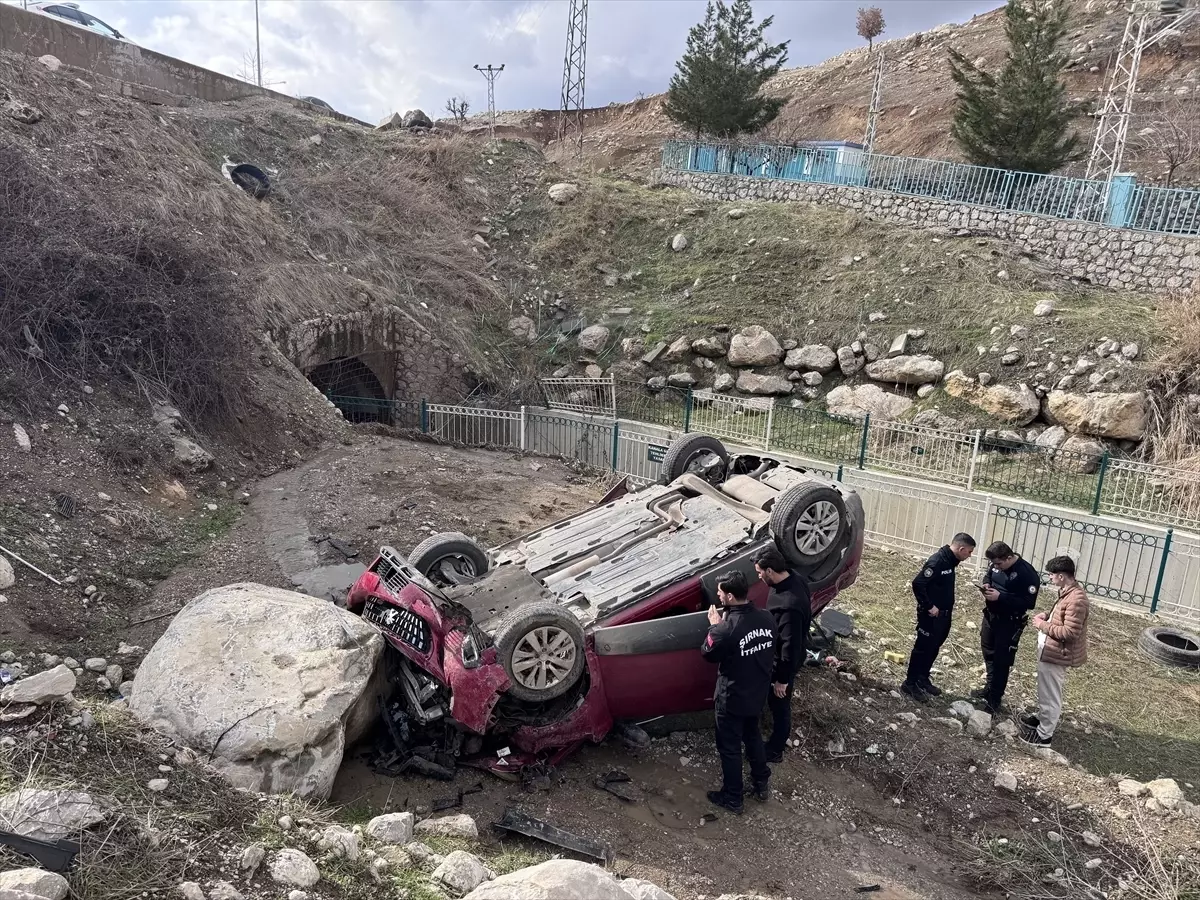 Şırnak\'ta Trafik Kazası: Sürücü Ağır Yaralı