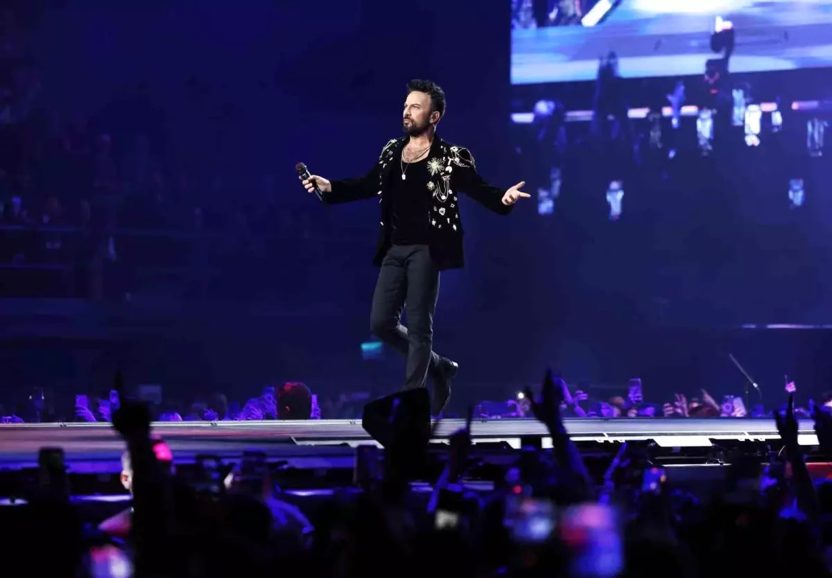 Tarkan\'ın Konser Serisi Büyüledi