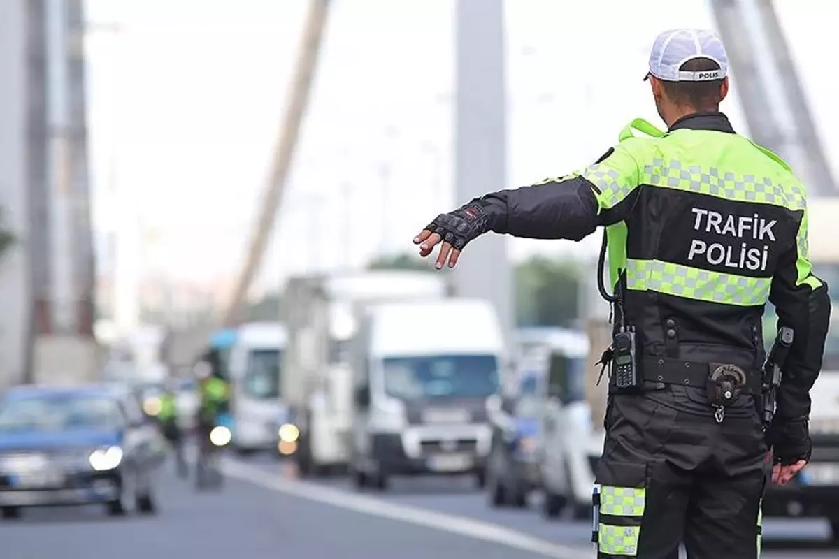 Meclis\'te kabul edildi! Artık trafikte bunu yapan gerçekten yandı