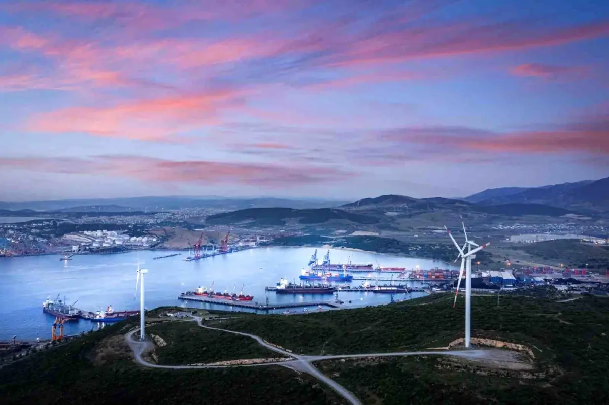 Aliağa\'nın Dış Ticaret Başarısı 2025\'te Devam Ediyor