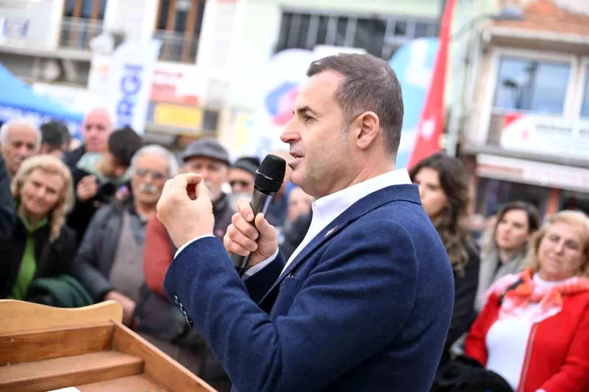 Başkan Ahmet Akın: "Deprem gerçeği unutulmamalıdır"