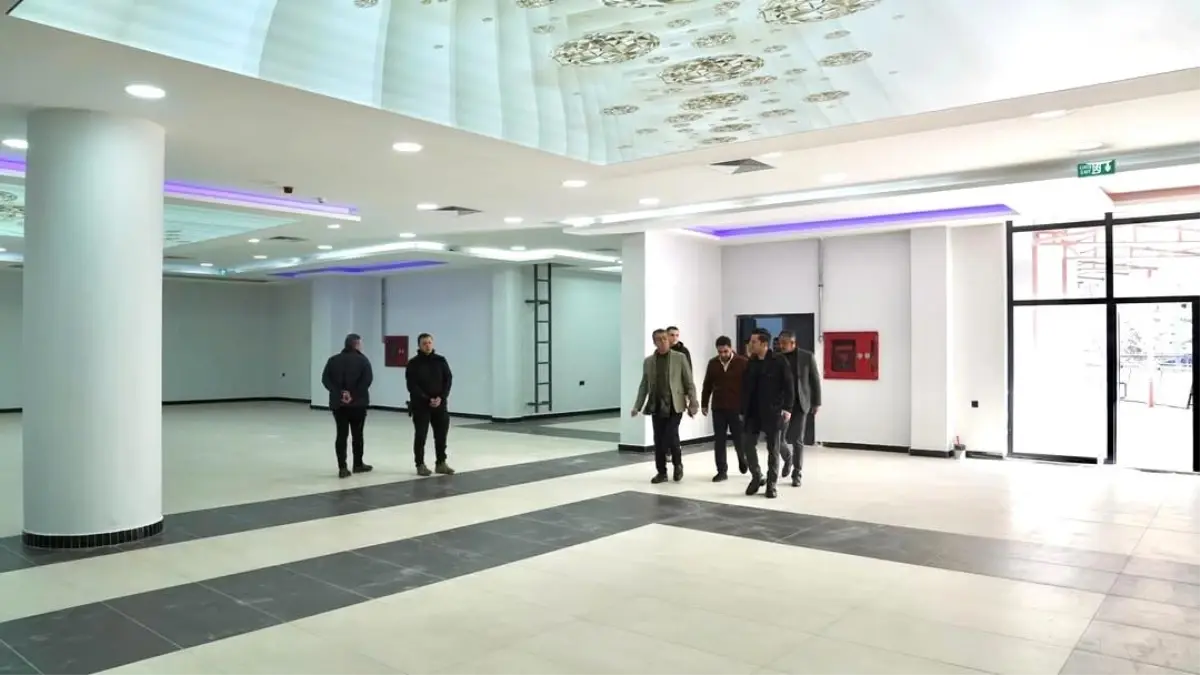 Başkan Yarka\'dan belediye düğün salonunda inceleme