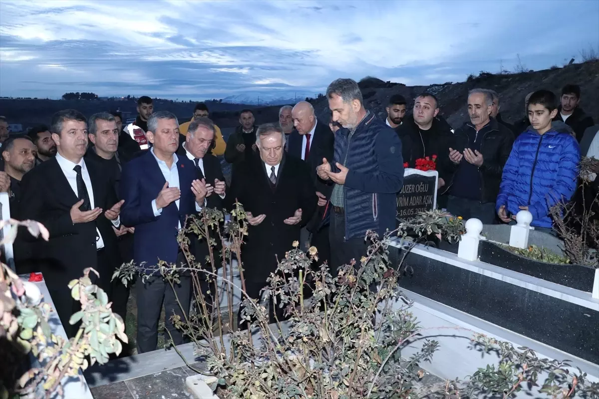 Özgür Özel Adıyaman\'da Depremzedeleri Ziyaret Etti