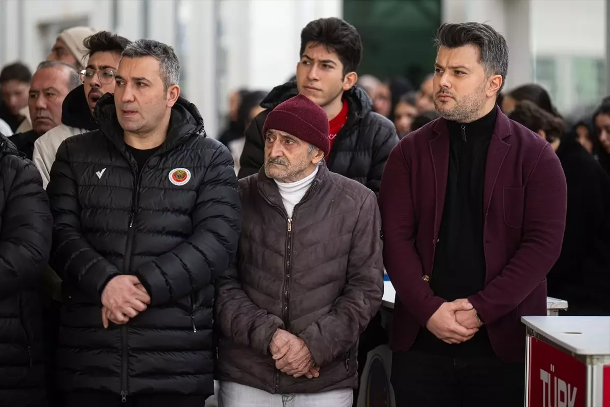 Miray Çelik\'in Cenazesi Defnedildi