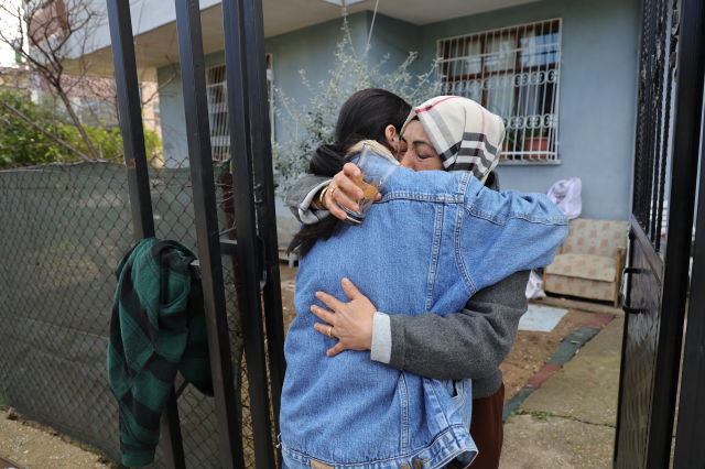 Güvendiği arkadaşı hayatını karartmıştı! Ağlaya ağlaya hapse girdi