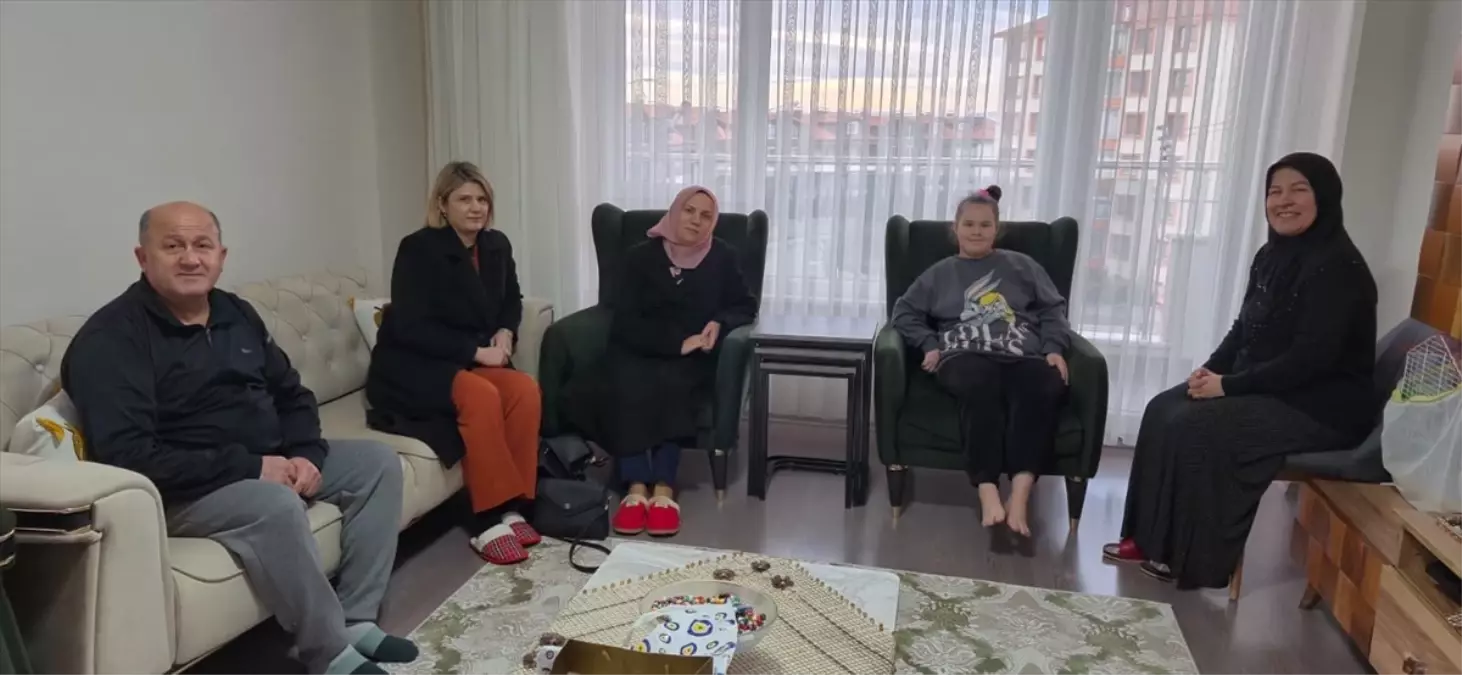 Depremzedelere Destek Ziyareti