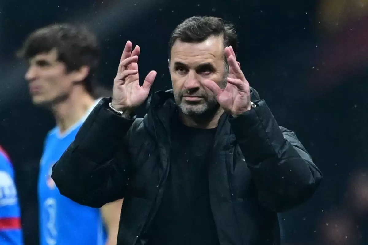 Okan Buruk\'tan Fenerbahçe\'ye transfer göndermesi