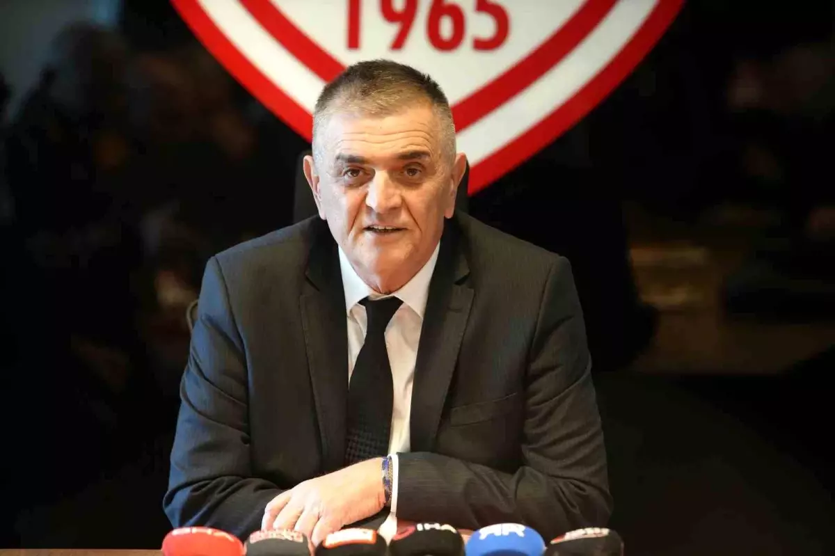 Samsunspor\'a kötü haber! Yıldız ismin transferi yattı