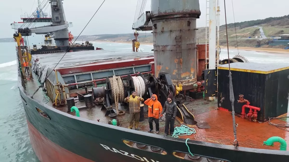 Razouk Kargo Gemisi Kurtarma Çalışmaları Devam Ediyor