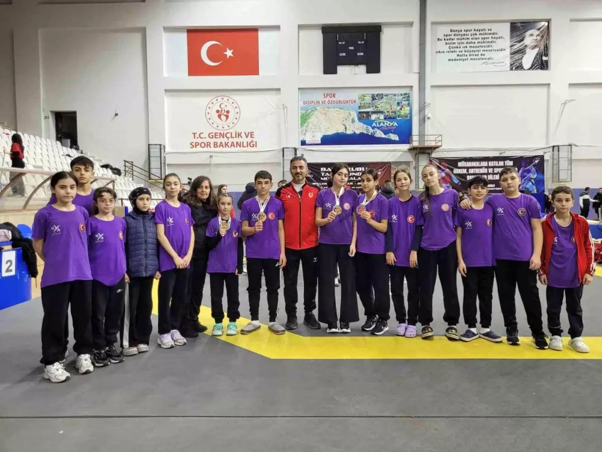 Düzce Taekwondo Takımı, Batı Grubu Seçmeleri\'nde Başarı Elde Etti