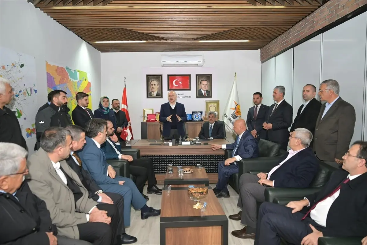 TBMM Bayındırlık Komisyonu Başkanı Karaismailoğlu, Adıyaman\'da konuştu Açıklaması