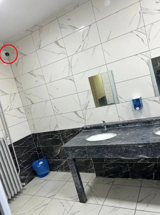 Tuvalete kamera koyan okul müdürü için velilerden şok talep