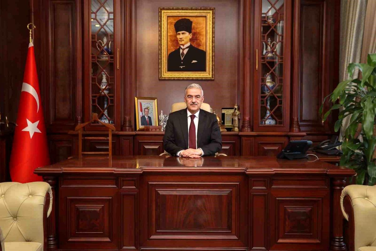 Bursa Valisi\'nden Deprem Mesajı