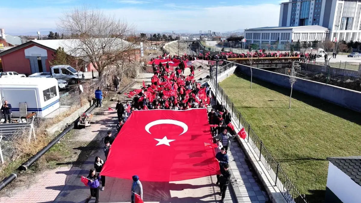 Yeşilyurt\'ta "Tek Bayrak, Tek Vatan" Gençlik bayrak yürüyüşü